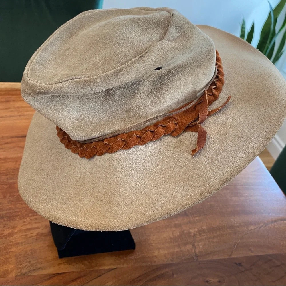 Pakflat Australian Bush Hat Handcrafted Genuine Suede Leather
